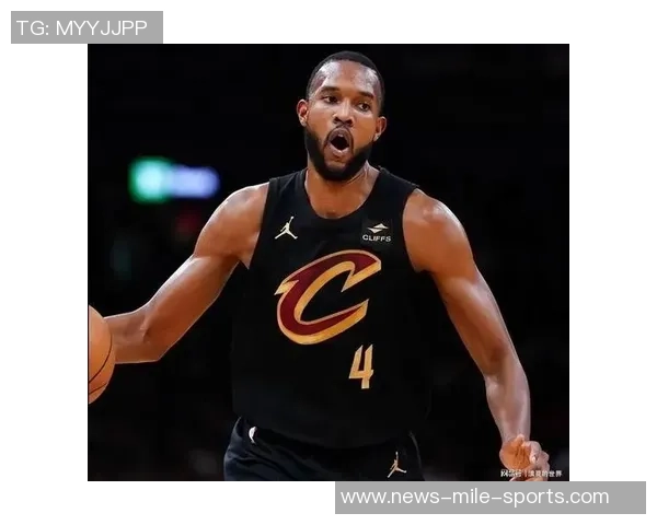 骑士球员创下NBA历史新纪录每场至少命中10记三分球的壮举